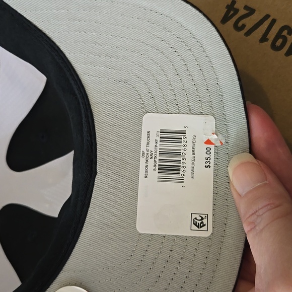 NWT Milwaukee Brewers Snapback Trucker Hat Cap - Picture 12 of 12